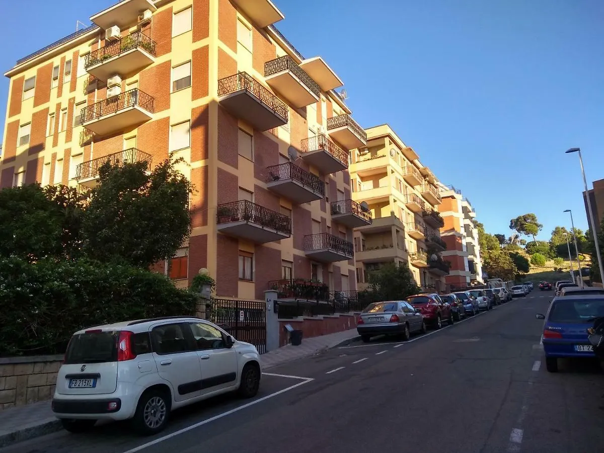 Castelvi Rooms Cagliari Gæstehus